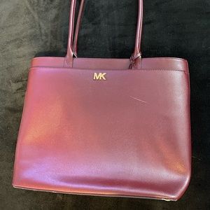 Burgundy Michael Kors shoulder bag